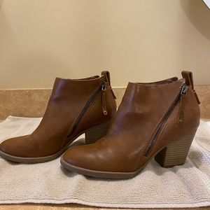 Dolce Vita Caramel Booties